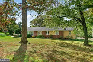 303 Taylor Ln, Kennett Square, PA 19348 - Photo 8
