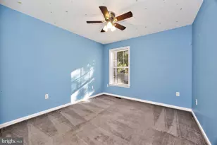 125 Red Oak Ct Ct, Honey Brook, PA 19344 - Photo 32