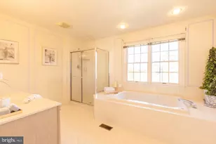 49 Longview Cir, Berwyn, PA 19312 - Photo 30