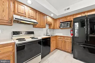 1303 Lawson Ln, Downingtown, PA 19335 - Photo 8