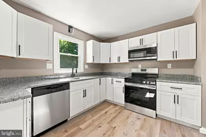 342 W Central Avenue, Malvern, PA 19355 - Photo 6