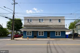 351 W 1st Ave, Parkesburg, PA 19365 - Photo 1