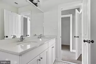621 W Magnolia Ct, Kennett Square, PA 19348 - Photo 38