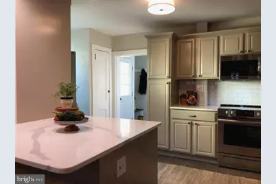 324 High Street, Phoenixville, PA 19460 - Photo 6