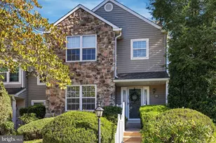 647 Shropshire Dr, West Chester, PA 19382 - Photo 2