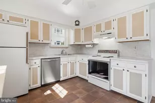 1909 Diane Cir, Phoenixville, PA 19460 - Photo 14