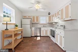 1909 Diane Cir, Phoenixville, PA 19460 - Photo 12