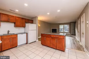 44 Rampart Dr, Tredyffrin, PA 19087 - Photo 10