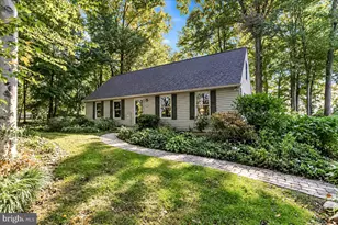 14 Woodview Rd, West Grove, PA 19390 - Photo 2