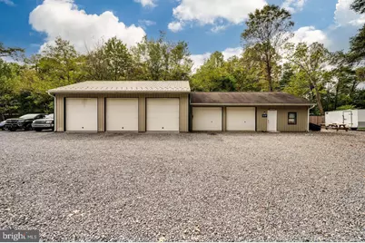 100 Warwick Road, Elverson, PA 19520 - Photo 2