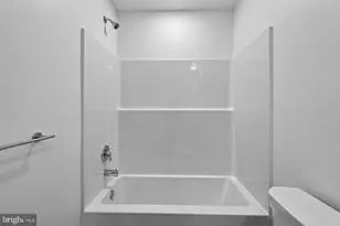123 S Main St, Phoenixville, PA 19460 - Photo 34