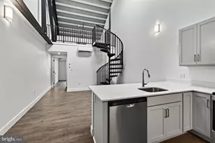 123 S Main St, Phoenixville, PA 19460 - Photo 6