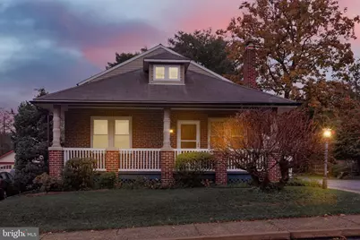 27 S Chestnut Street, Elverson, PA 19520 - Photo 2