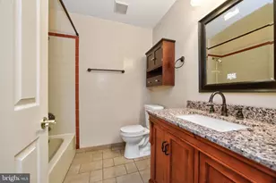 135 Lampeter Ct, Exton, PA 19341 - Photo 28
