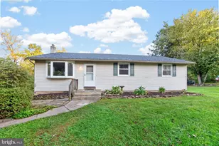 725 Susan Dr, Exton, PA 19341 - Photo 1