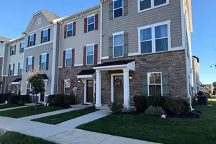 602 Holywell Dr, Malvern, PA 19355 - Photo 2
