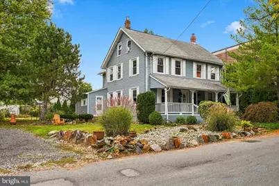 18 Spring Street, Paoli, PA 19301 - Photo 1