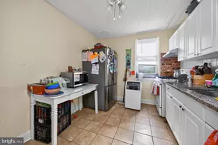 129 Hall St, Spring City, PA 19475 - Photo 6
