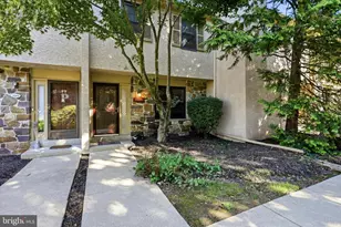 2306 Winterbridge Ln, West Chester, PA 19382 - Photo 2