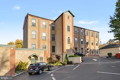 541 Washington Avenue #301, Phoenixville, PA 19460 - Photo 2