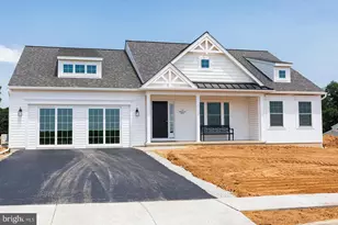 324 Greenwood Dr, Oxford, PA 19363 - Photo 1