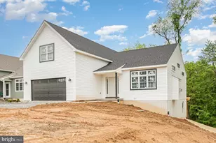 467 Kelker St, Oberlin, PA 17113 - Photo 4