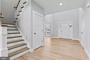 5330 Wilshire Rd, Harrisburg, PA 17112 - Photo 2