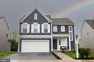 1722 Bradley Dr, Harrisburg, PA 17110 - Photo 2