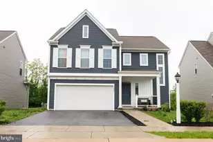 1722 Bradley Dr, Harrisburg, PA 17110 - Photo 1