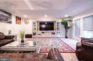 1722 Bradley Dr, Harrisburg, PA 17110 - Photo 12