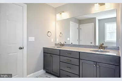 2424 Hawthorne Drive, Harrisburg, PA 17110 - Photo 20