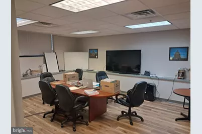 909 Green Street, Harrisburg, PA 17102 - Photo 2