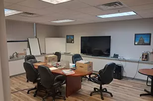 909 Green St, Harrisburg, PA 17102 - Photo 2