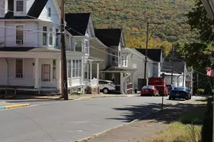 144 East St, Williamstown, PA 17098 - Photo 2