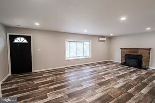 7821 Skyline Dr, Harrisburg, PA 17112 - Photo 6