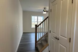 121 Magnolia Dr, Middletown, PA 17057 - Photo 4