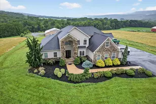 13 Pheasant Hill Dr, Halifax, PA 17032 - Photo 1