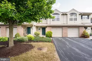 112 Hawk Ct, Hummelstown, PA 17036 - Photo 1