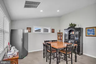 520 W Caracas Ave, Hershey, PA 17033 - Photo 8