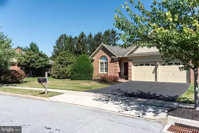 29 Almond Drive, Hershey, PA 17033 - Photo 2