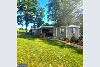 126 E Lane, Harrisburg, PA 17111 - Photo 2