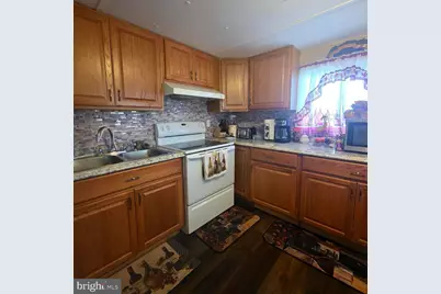 126 E Lane, Harrisburg, PA 17111 - Photo 8