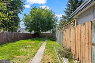 235 W 2nd St, Hummelstown, PA 17036 - Photo 30