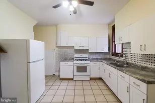 222 S 20th St, Harrisburg, PA 17104 - Photo 10