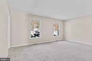 2415 W Bayberry Dr, Harrisburg, PA 17112 - Photo 30