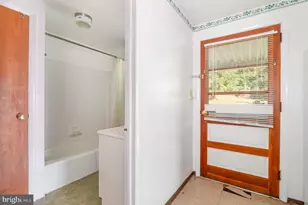 1893 Old State Rd, Dauphin, PA 17018 - Photo 26