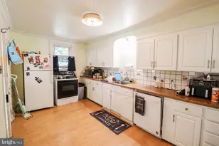 54 Nissley St, Middletown, PA 17057 - Photo 8