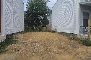 1606 Zarker St, Harrisburg, PA 17104 - Photo 1