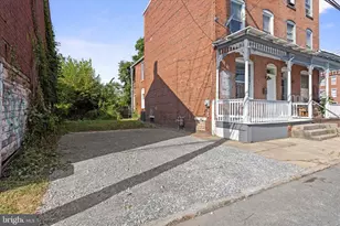 1330 Susquehanna St, Harrisburg, PA 17102 - Photo 2