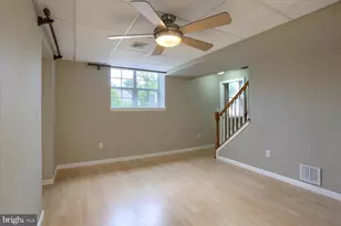 2313 Aspen Way, Harrisburg, PA 17110 - Photo 32